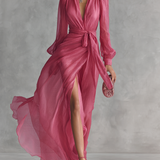 Vestido de Chifón Rosa con Escote en V