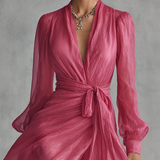 Vestido de Chifón Rosa con Escote en V