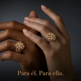 Anillo Exótico Floral en Oro con Circonita