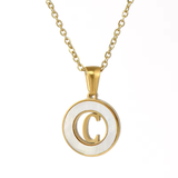 Collar de Concha con Letra Inicial