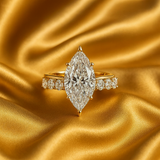 Anillo de Diamante Marquise en Oro