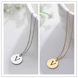 Collar de Oro con Colgante de Letra Elegante