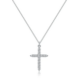 Collar con cruz y corona de diamantes