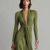 Vestido Maxi de Seda Verde Oliva con Escote en V